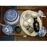 A quantity of china including Wedgwood trinket pot, Copeland Spode ''Italian' pattern' teapot,