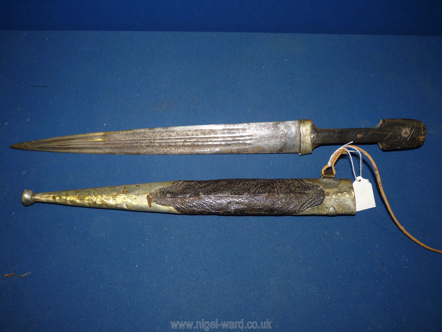 A Caucasian/Eastern Kidjal Dagger and sheath, - Image 2 of 6