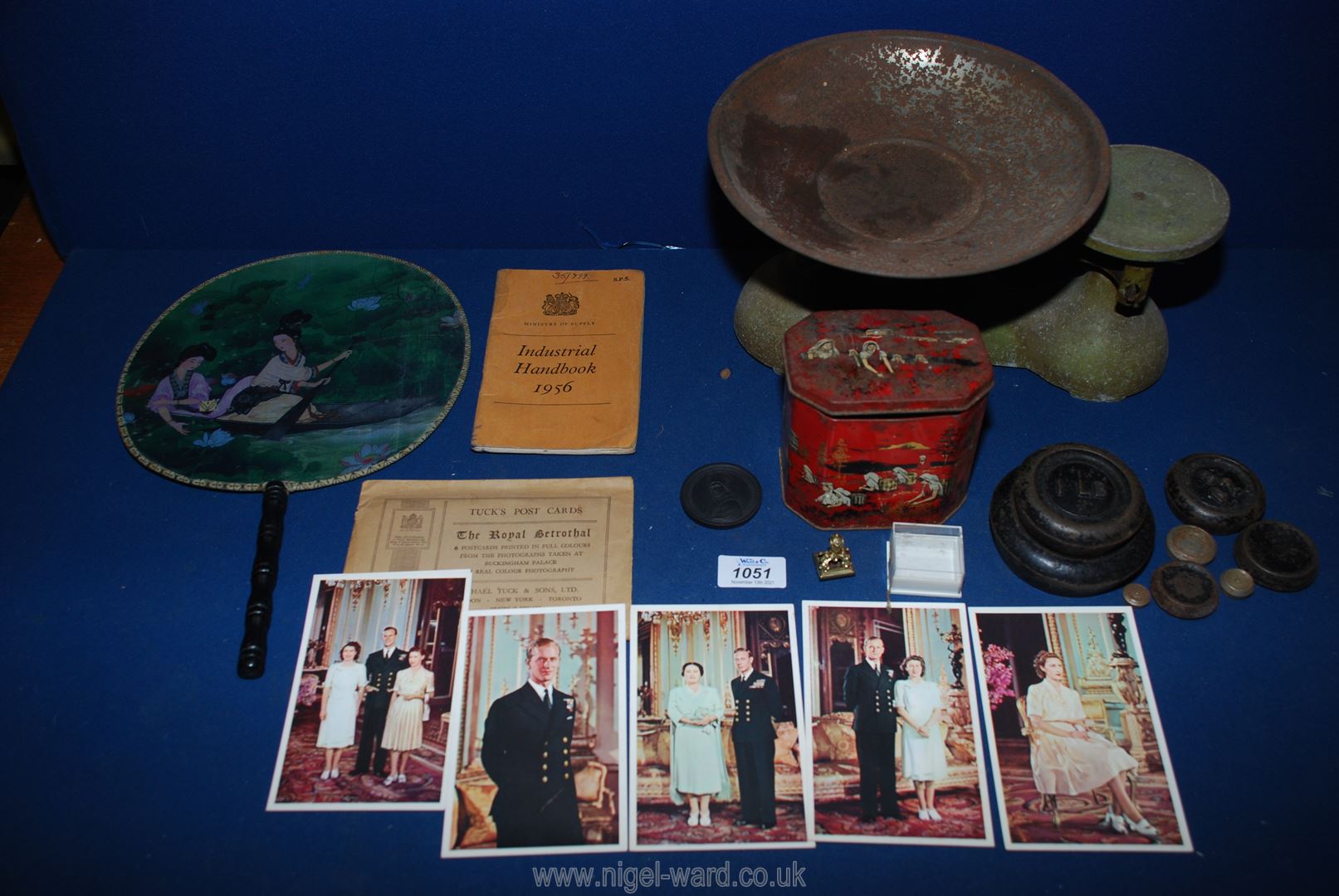 A 1950's Japanese silk fan, Hilltop 1950's kitchen weighing scales complete with weights,