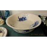 An early blue and white Minton wash bowl decorated with cats