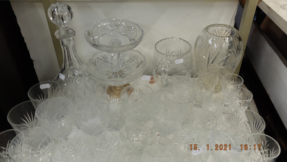 A qty of glassware inc. - Image 3 of 3