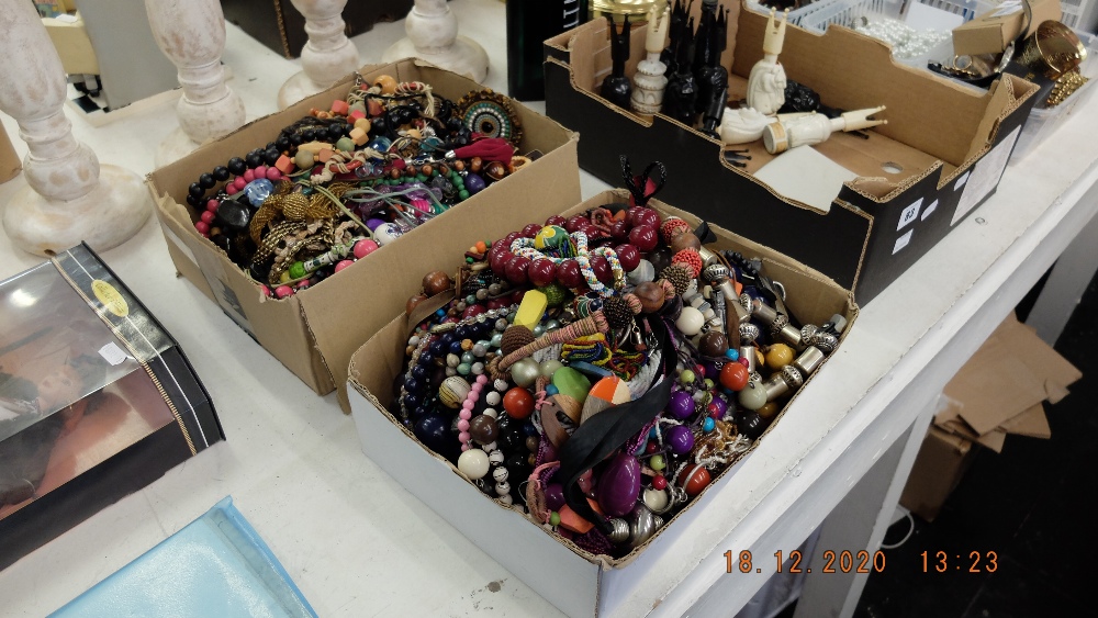 100 assorted necklaces, approx. - Image 3 of 4