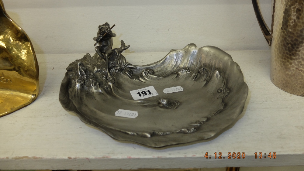 An Italian art nouveau pewter dish by Achille Gamba, - Image 3 of 5
