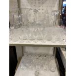 A qty of assorted glassware