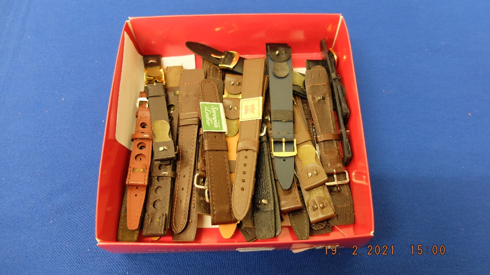 20 leather watch straps;