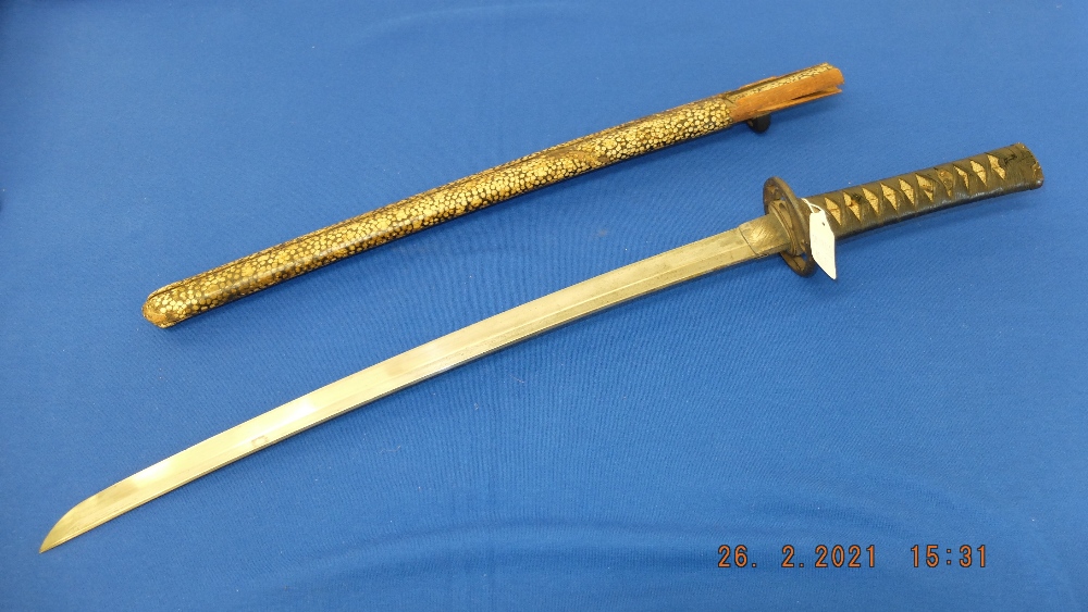 An 18th century Katana sword, - Image 2 of 18