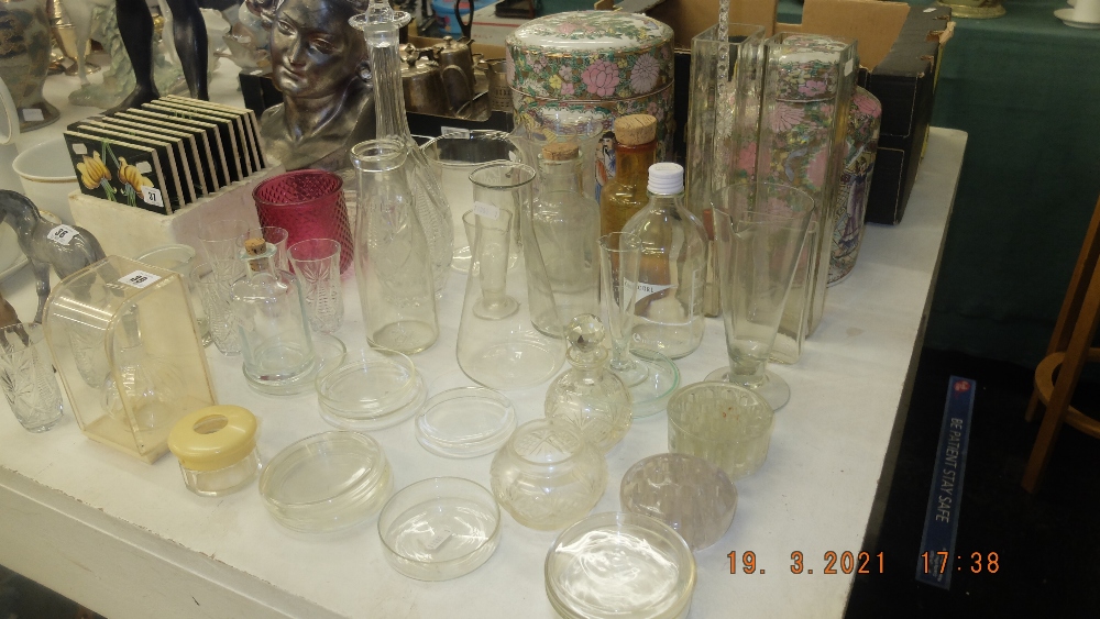 A qty of assorted glassware, inc. - Image 2 of 4