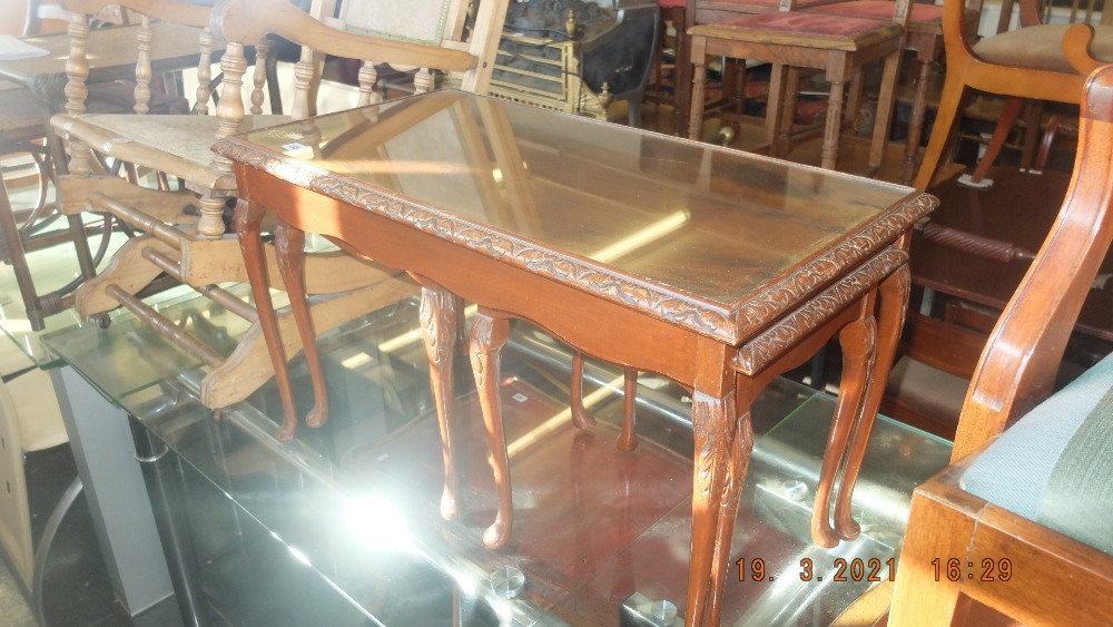 A mahogany long John nest of tables - Image 2 of 2