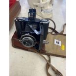 A 1930's Zeiss Ikon bellows camera,