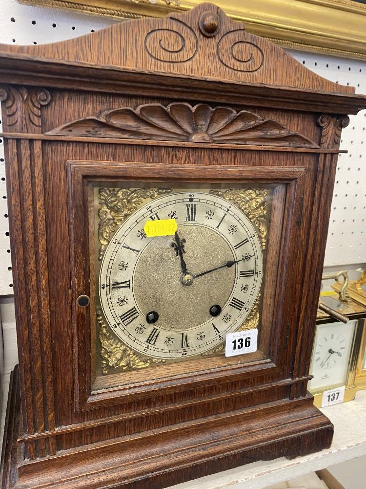 An Oak mantle clock