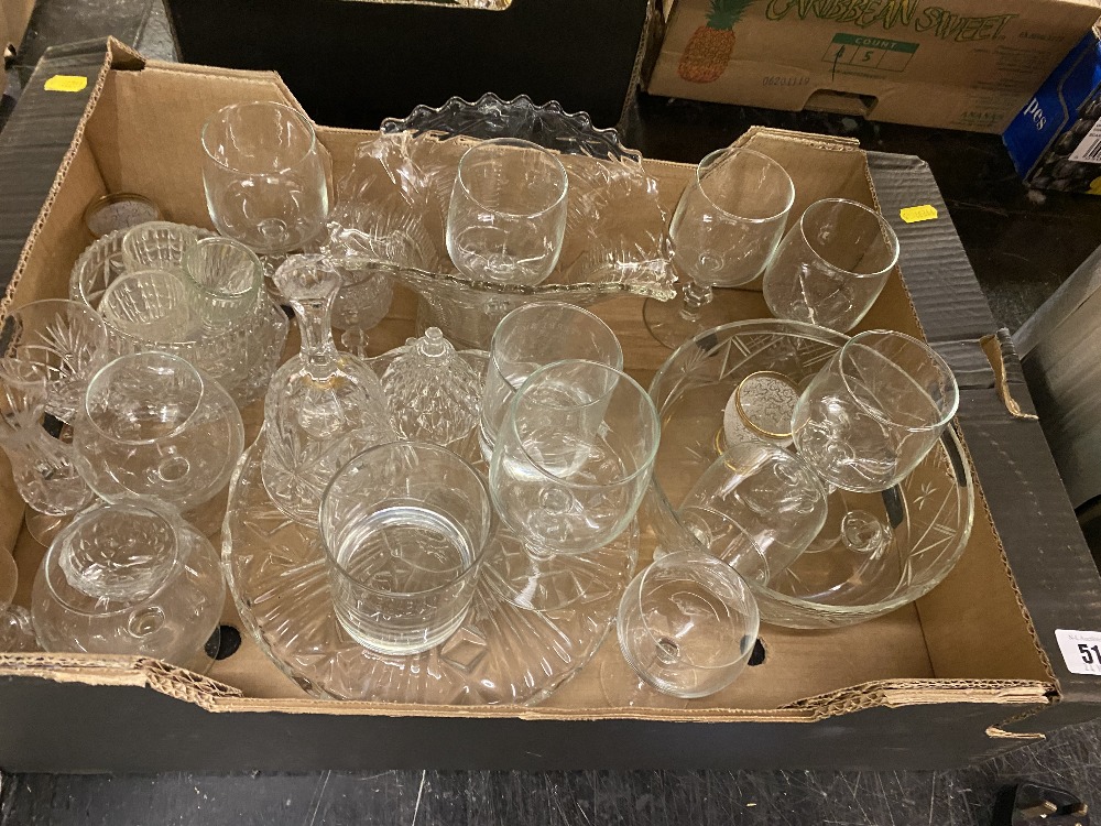 A box of glassware