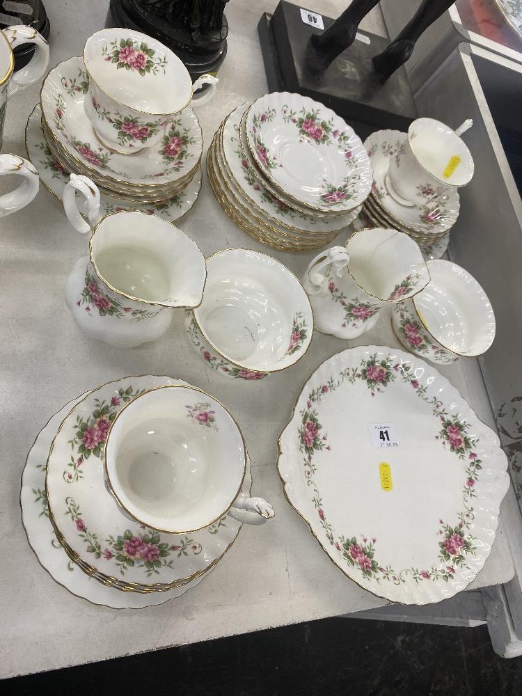 A part tea set,