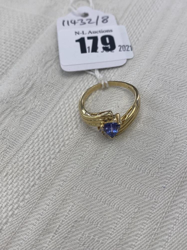 An 18ct Gold Tanzanite and Diamond ring,