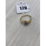 An 18ct Gold Tanzanite and Diamond ring,