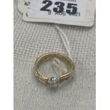 18ct Yellow/ White Gold hallmarked single stone Diamond ring,