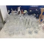 A qty of glassware
