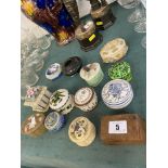 A qty of small trinket boxes inc.