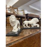 A pair of marbled Lions on bases