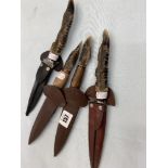 A qty of knives