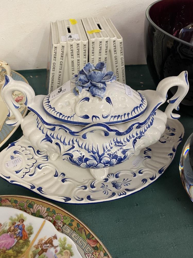 Blue and white lidded tureen on stand