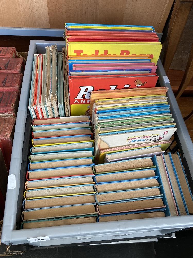 A qty of annuals/ children's books etc.