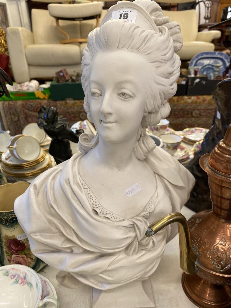 A marbled figure Marie Antoinette bust - Image 2 of 2