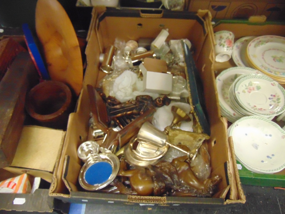 A box of odds, metal ware etc.