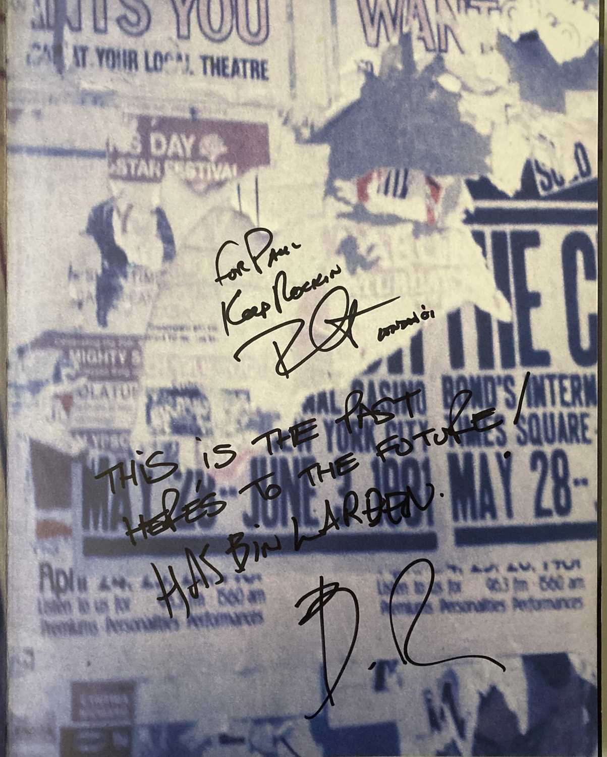 THE CLASH - PHOTOGRAPHS BY BOB GRUEN SIGNED BOOK - Image 3 of 6