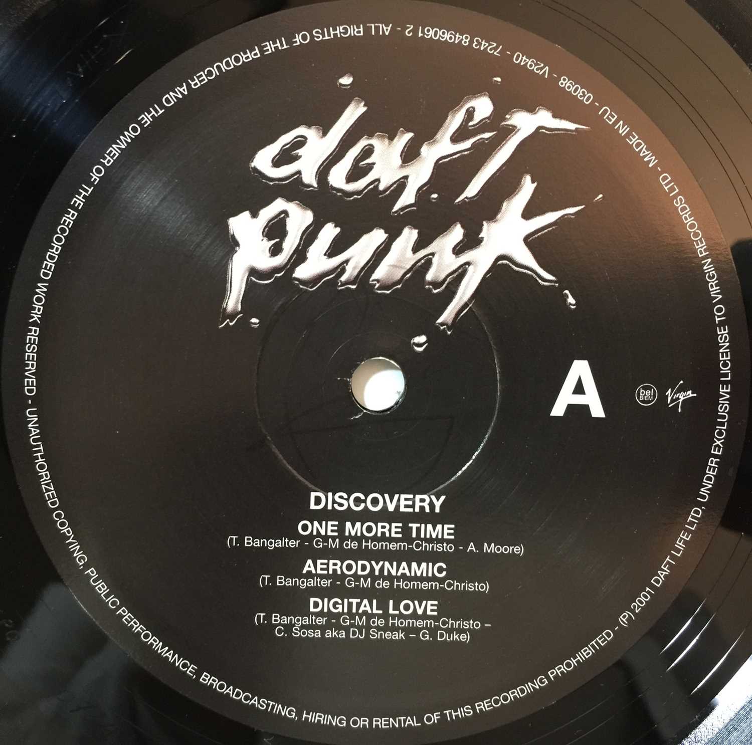 DAFT PUNK - DISCOVERY LP (V2940) - Image 4 of 7