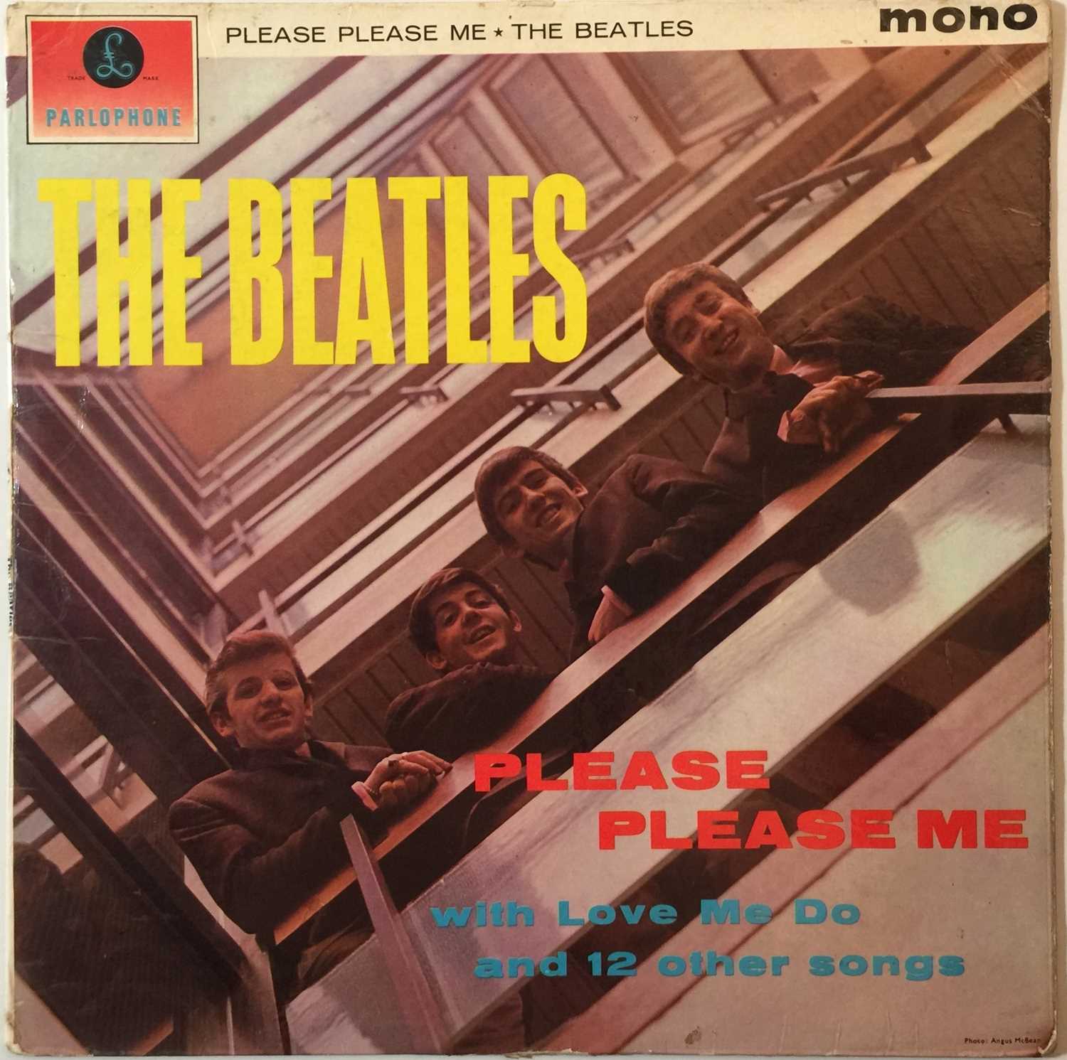 THE BEATLES - PLEASE PLEASE ME (MONO 'BLACK AND GOLD' ORIGINAL PMC 1202 - SOLID EXAMPLE) - Image 2 of 5