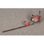 A Shingu E-200 Petrol Hedge Trimmer. Please note that this trimmer has not been tested.