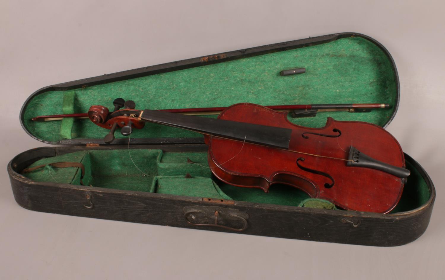 A French 19th century 'The Maidstone' Violin, bearing the retail label of John G. Murdoch & Co,