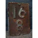 Railwayana - A cast iron railway marker. H: 28cm, W: 19cm. Please note that the paint is coming