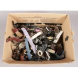 A box of wristwatches. Including quartz and manual examples, etc.