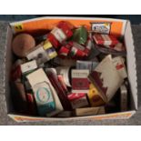 A box of vintage tins and cigarette boxes. Including Winston, Gold Flake, Kingsway, etc.