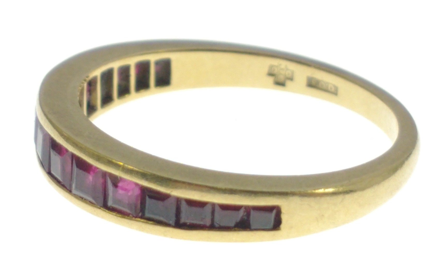 A 750 stamped yellow gold half eternity style 16 graduating ruby set RING size O, gross weight - Image 3 of 4