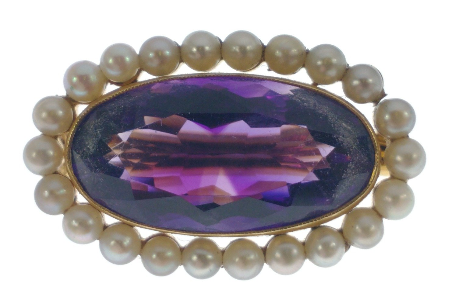 Vintage nice quality! 750 stamped BROOCH, yellow gold oval shaped amethyst & surrounded by small - Image 2 of 3