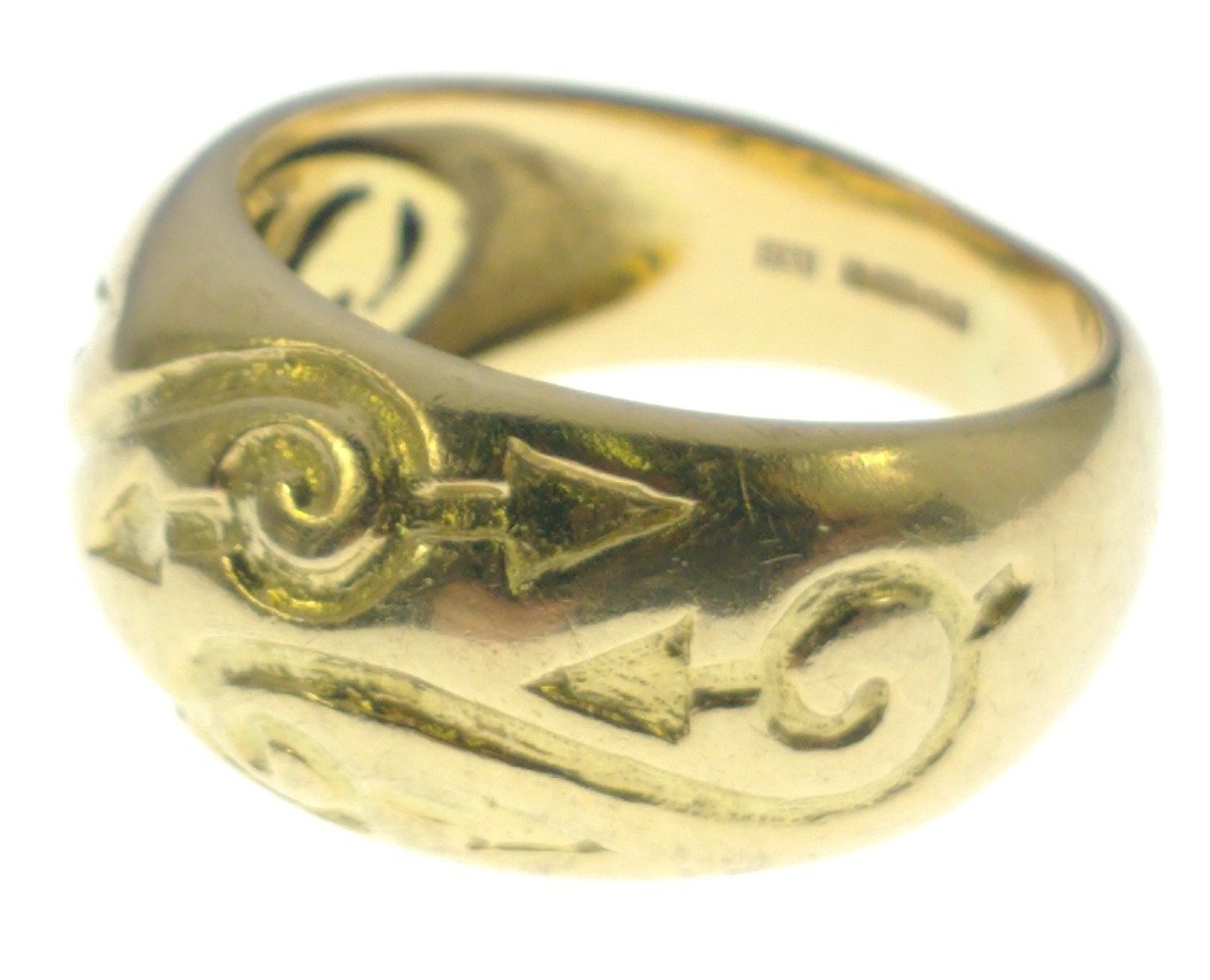 STUNNING! 750 stamped yellow gold RING with scrolled engraving, ring size M, weight 8.50g approx - Image 3 of 4