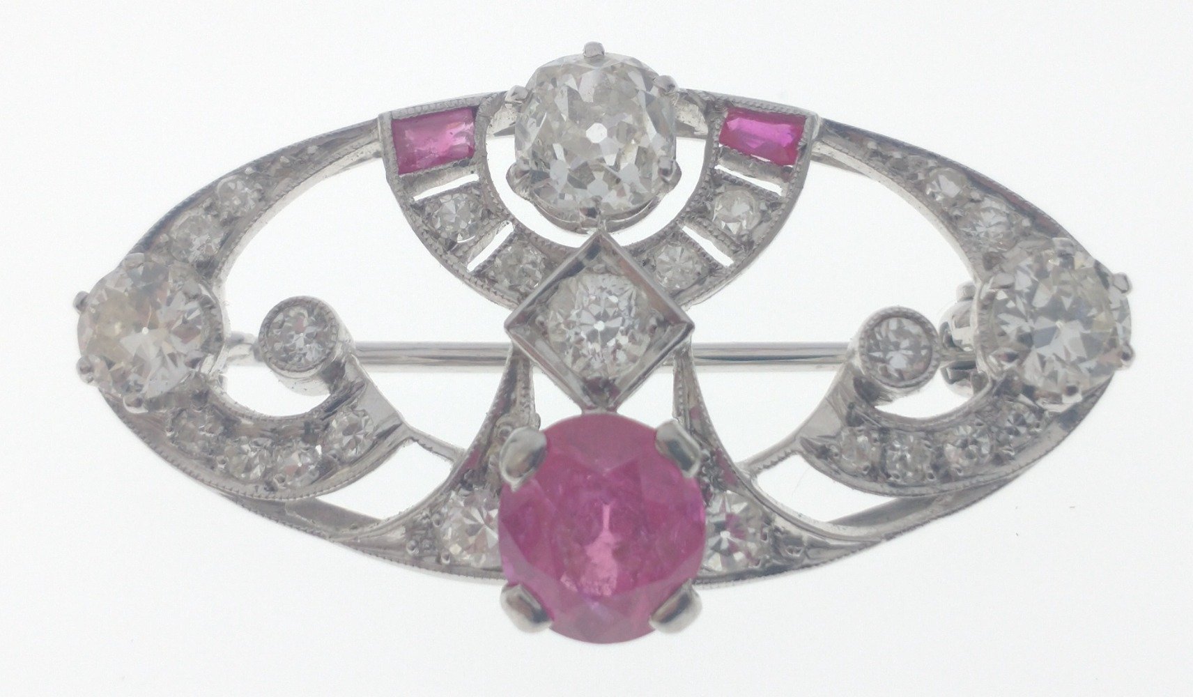 A VINTAGE DIAMOND encrusted 'white metal' pin BROOCH with a central pink stone (0.5cm diameter) - Image 2 of 5