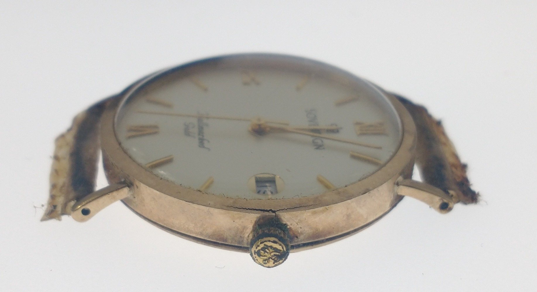 SOVEREIGN HALLMARKED GOLD stamped 375 yellow gold cased vintage wristwatch - gross weight 14.15g - Image 3 of 8