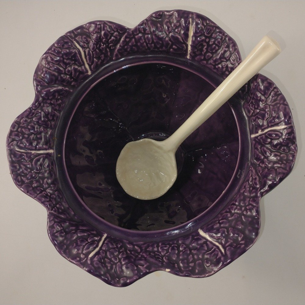 VINTAGE! Unusual - an OLFAIRE red cabbage SOUP TUREEN with lid and ladle (small chip to lid) - Image 4 of 5