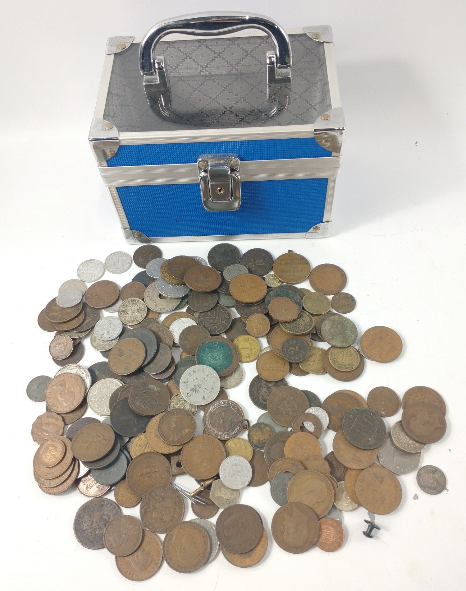 A good selection of WORLD coins within a small handled box to include British, French, Italian,