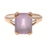 375 stamped pretty Yellow Gold Ring with lilac stone weight 3.2g approx