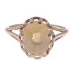 Attractive Fully Hallmarked 9ct Gold Ring with yellow stone weight gross 2.10g approx