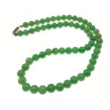 A nice ORIENTAL JADE bead necklace with white metal screw clasp - 50cm length approx