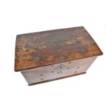 Continental pine storage box