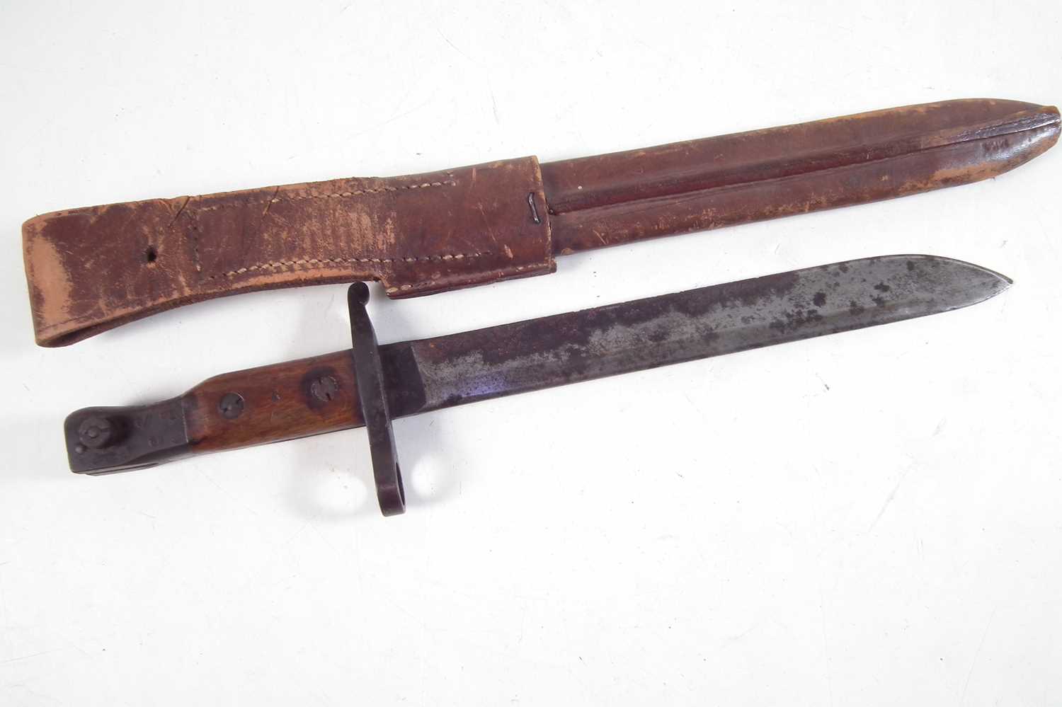 Ross Rifle bayonet and scabbard with frog - Image 9 of 9