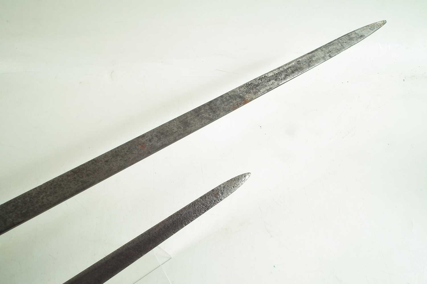 1897 pattern sword and a Gras rifle bayonet - Image 6 of 11