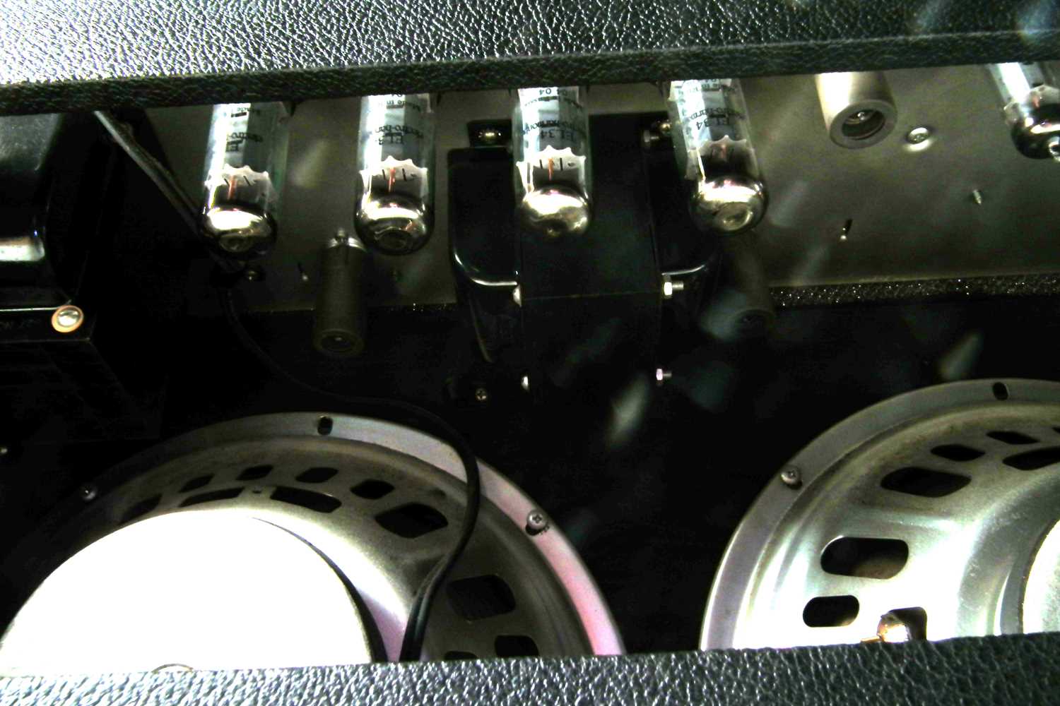 Traynor guitar amplifier - Image 7 of 9