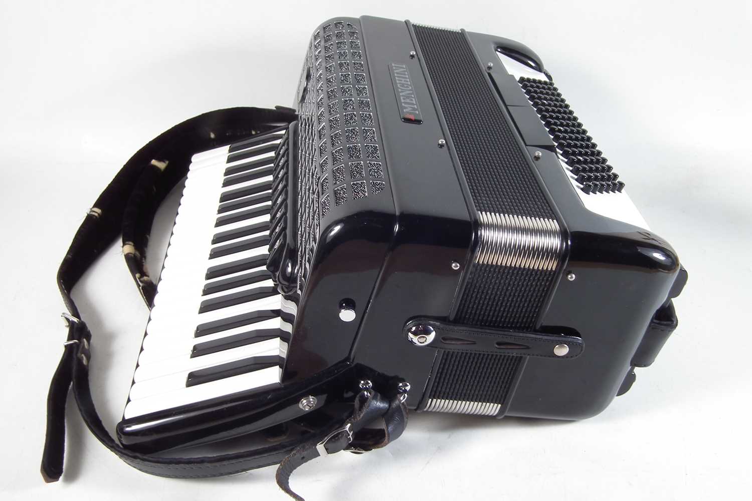 Menghini piano accordion - Image 3 of 10